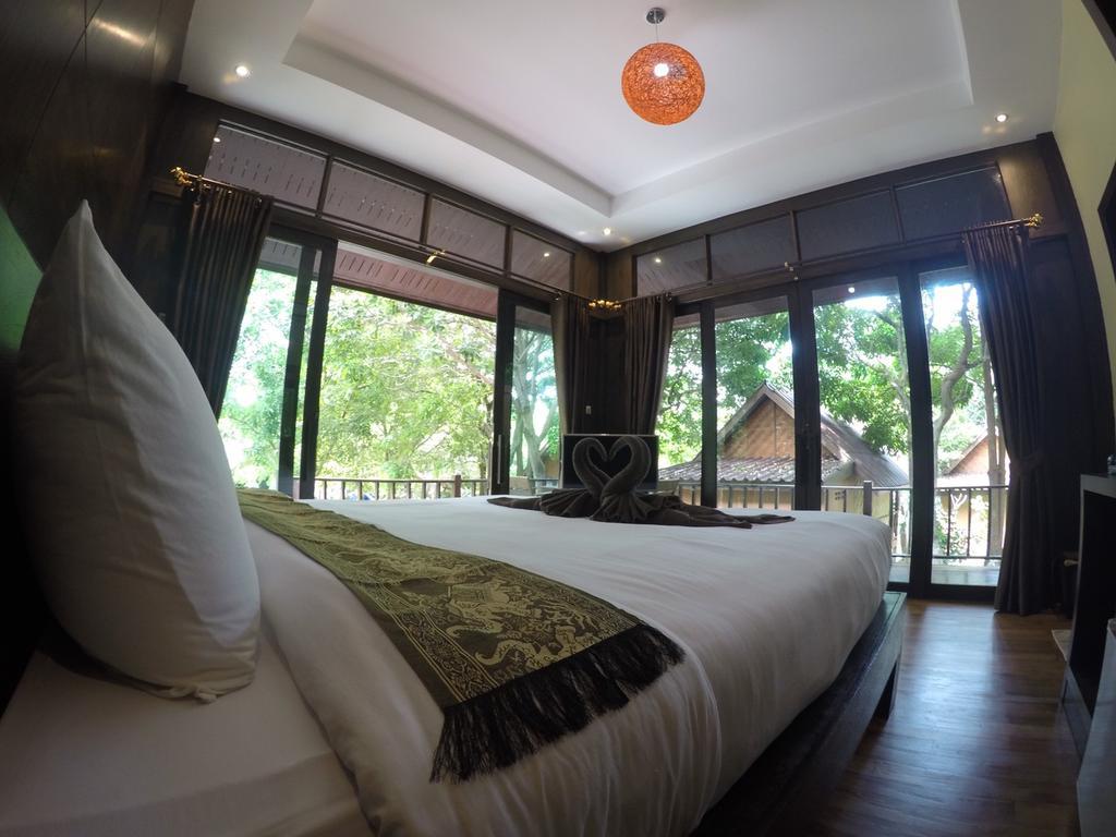 Lipe Sunset Beach Resort Экстерьер фото